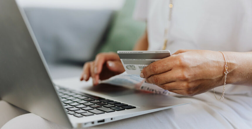 Elektroninių-atsiskaitymai-mokėjimo-kortele-internetu-kredito-unija-LKU
